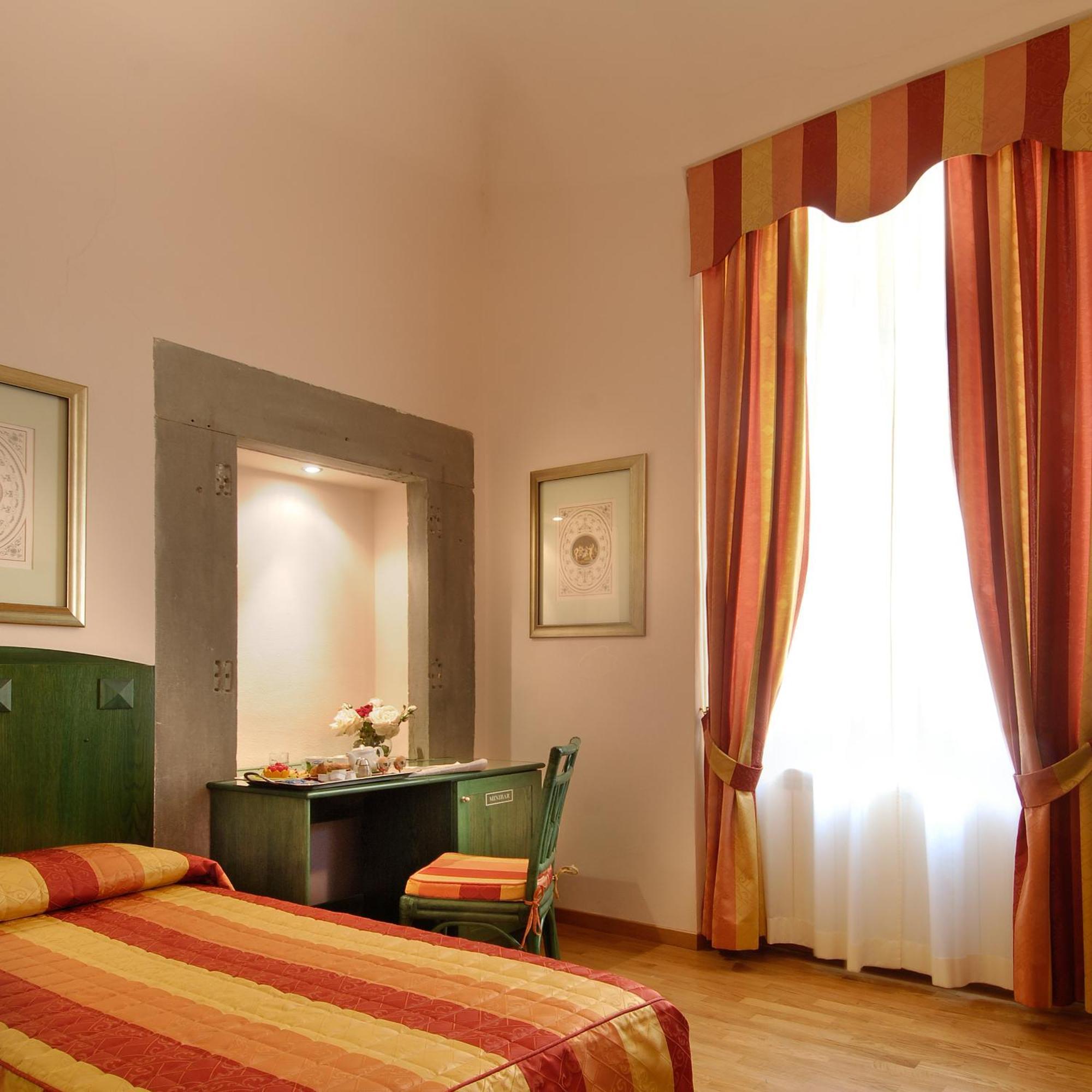 Single Room,215449631:JPEG